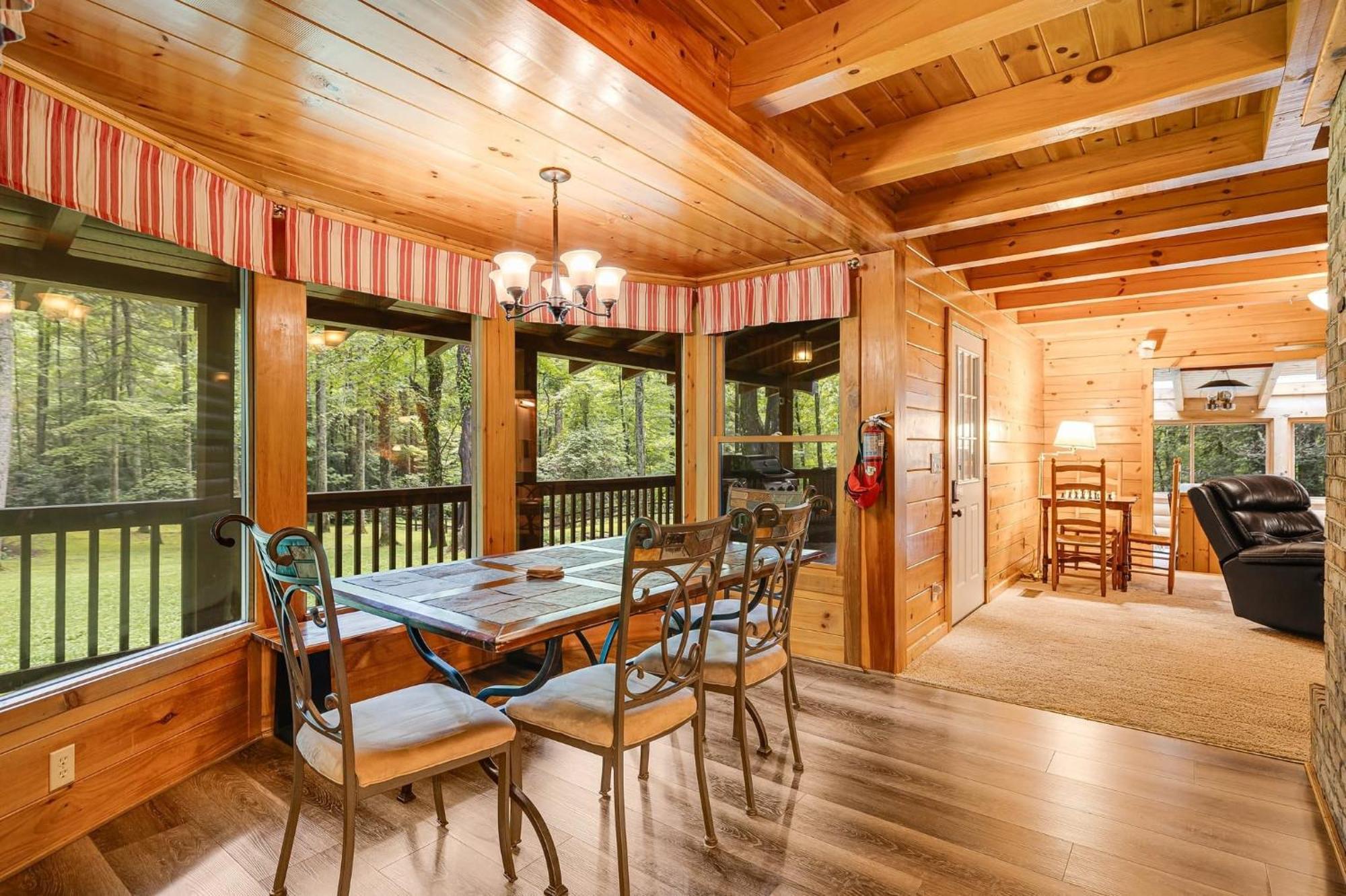 Twin Creeks Lodge By Avantstay 33 Acre Retreat Brevard Extérieur photo